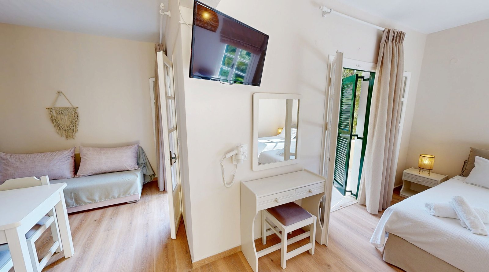 andrikos-studios-paxos-03