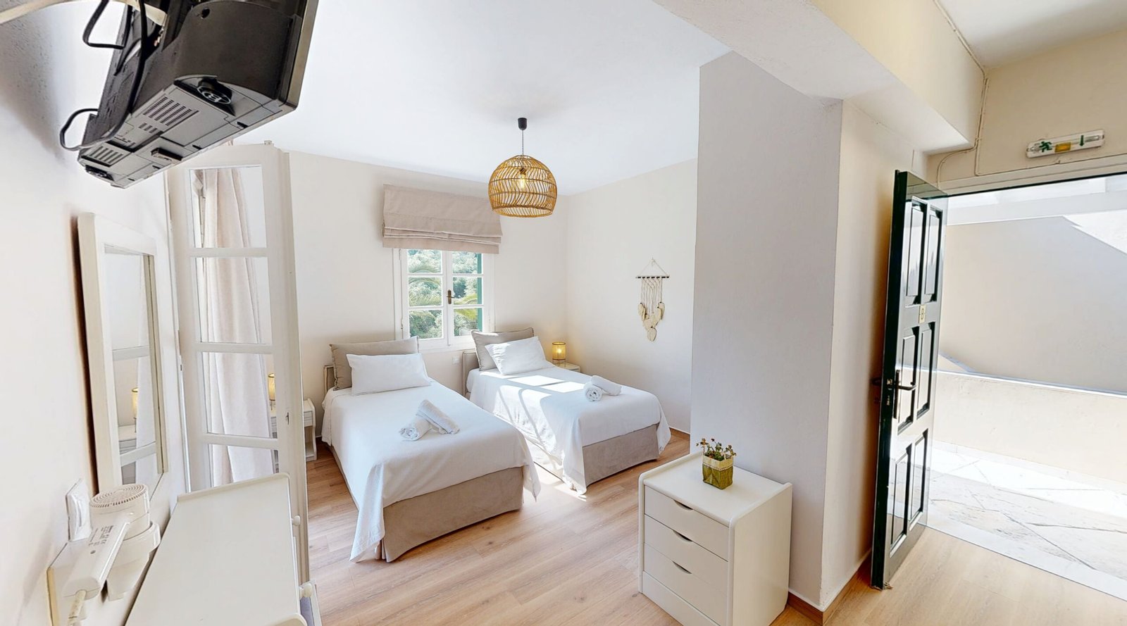 andrikos-studios-paxos-04