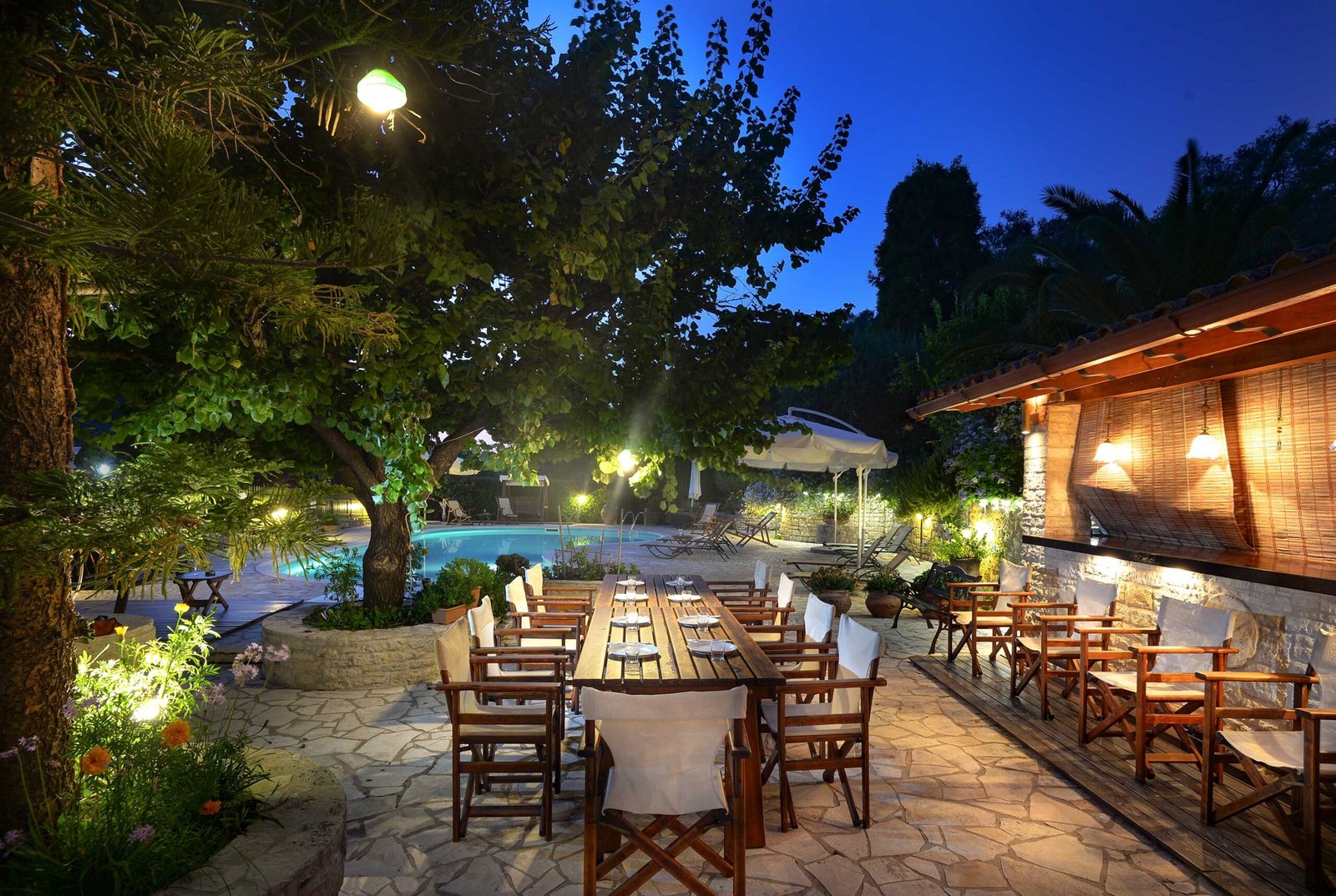 andrikos-studios-paxos-garden-01