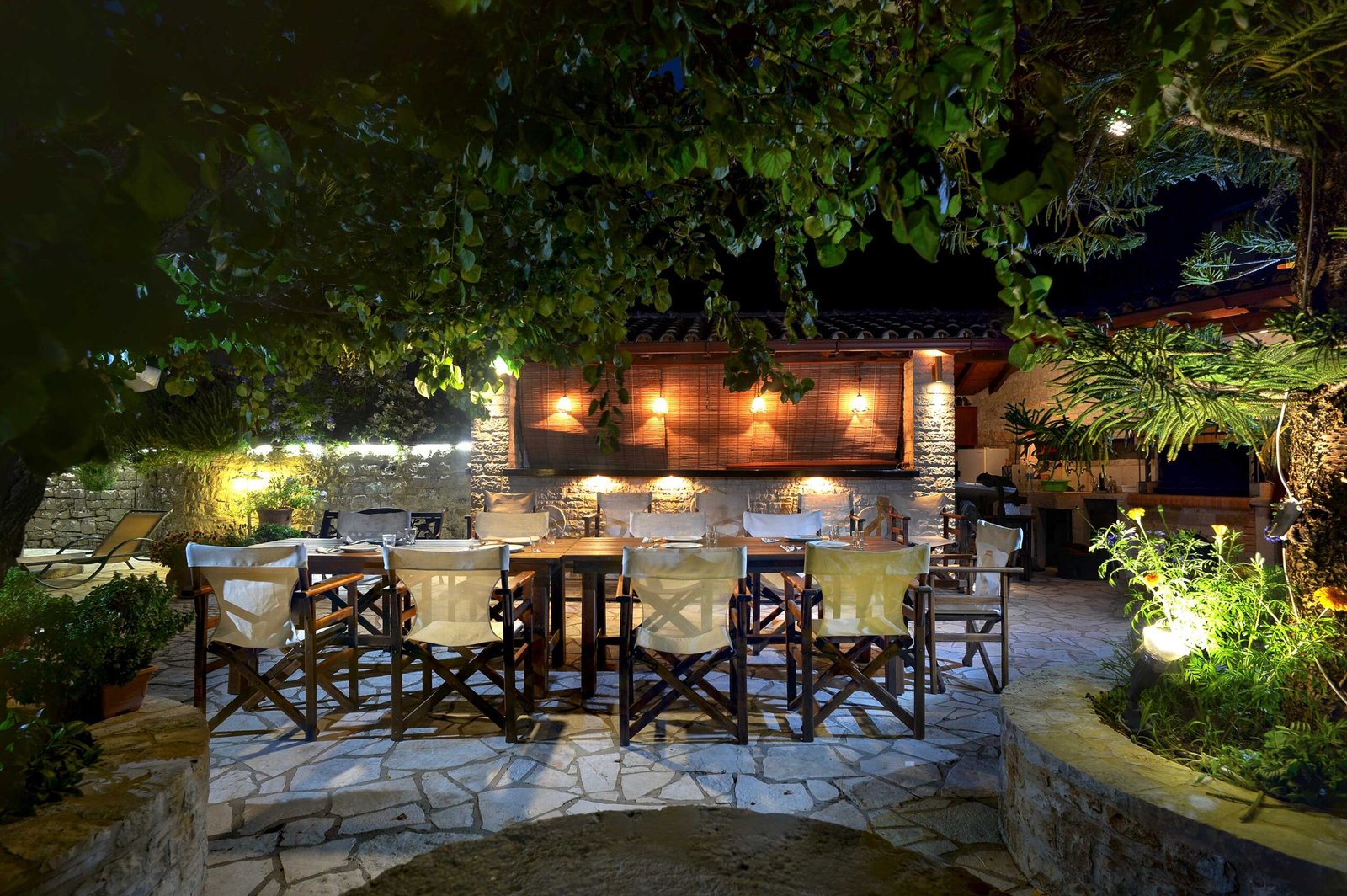 andrikos-studios-paxos-garden-02