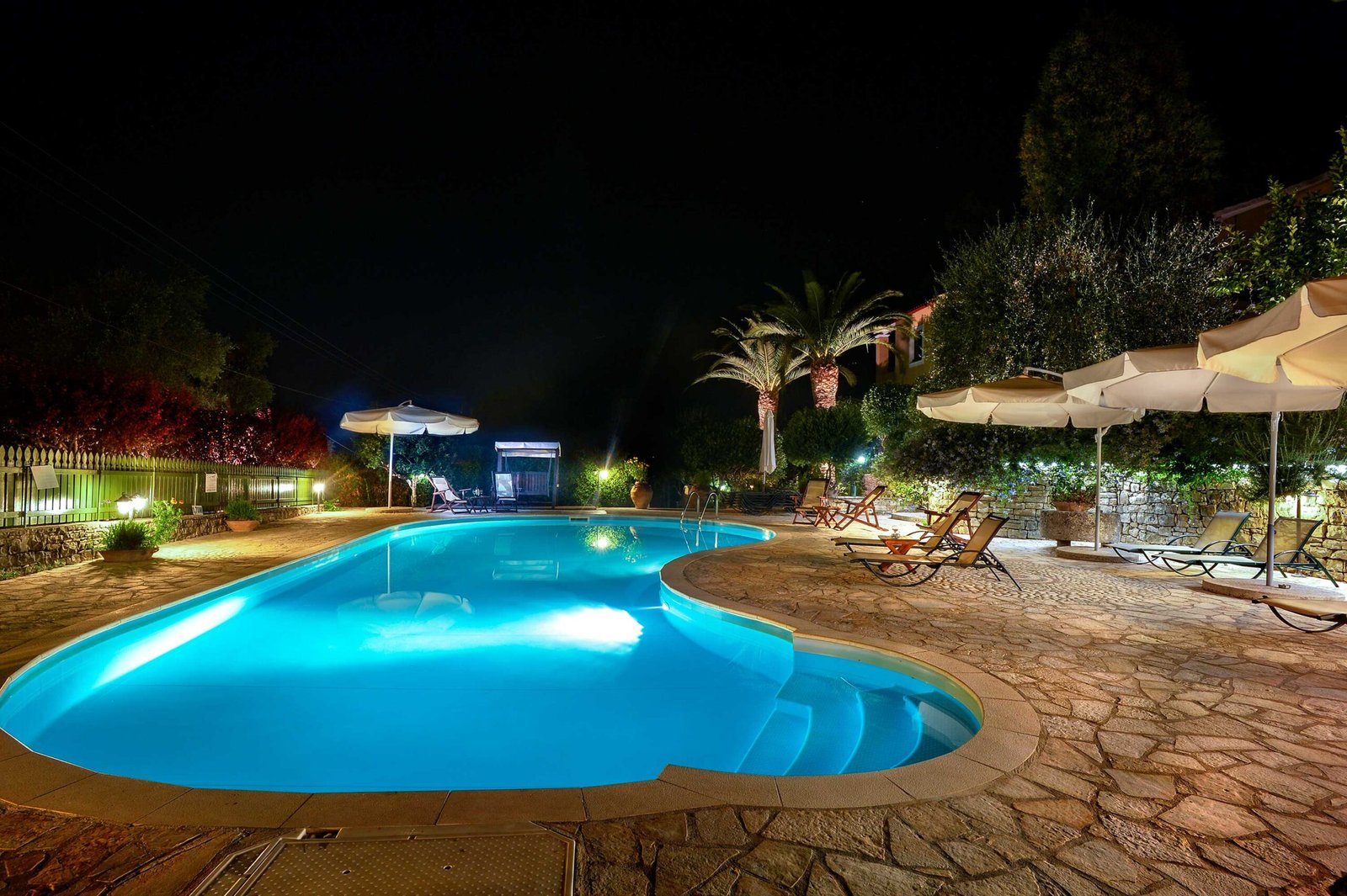 andrikos-studios-paxos-pool-12